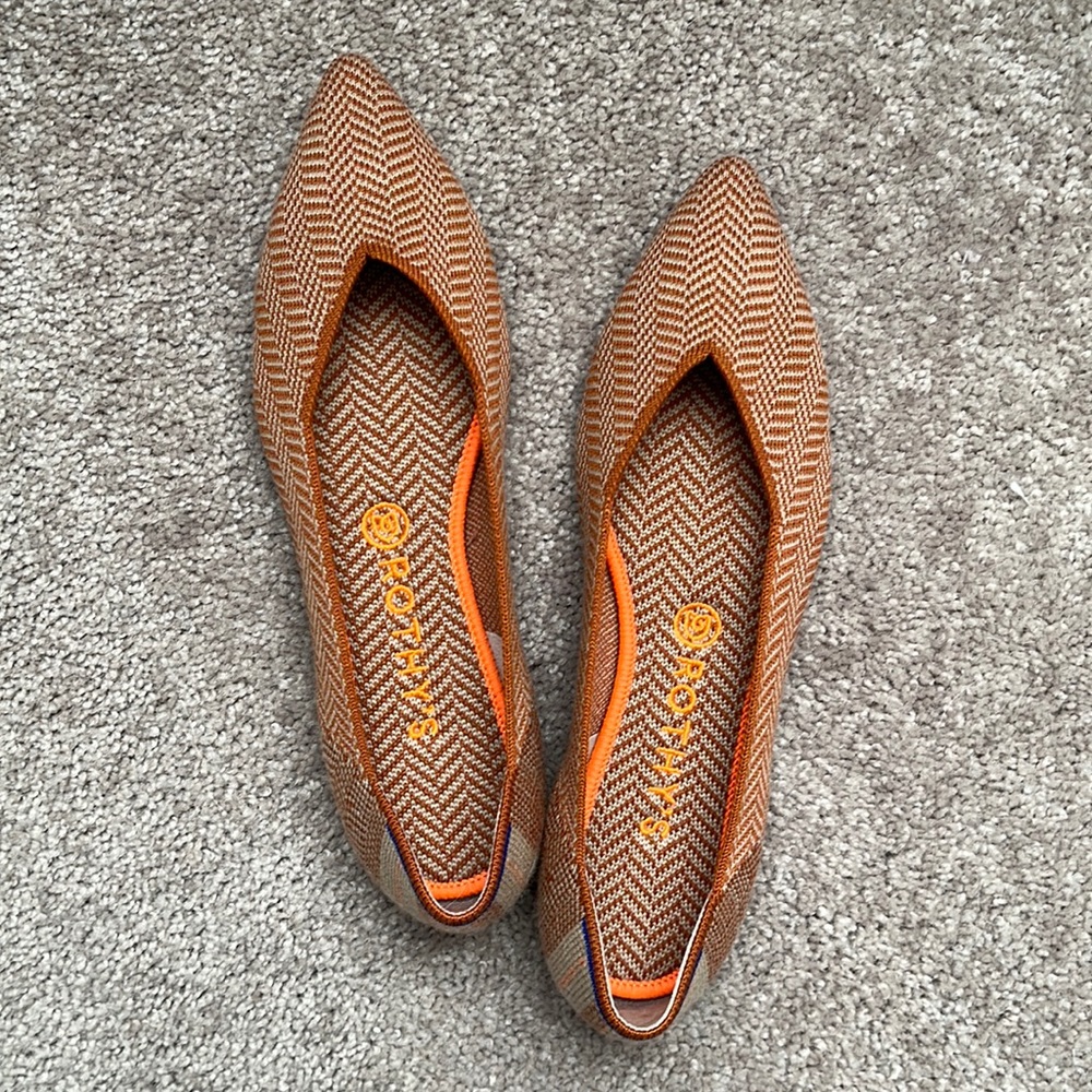 Rothy’s Merino Camel Herringbone Points